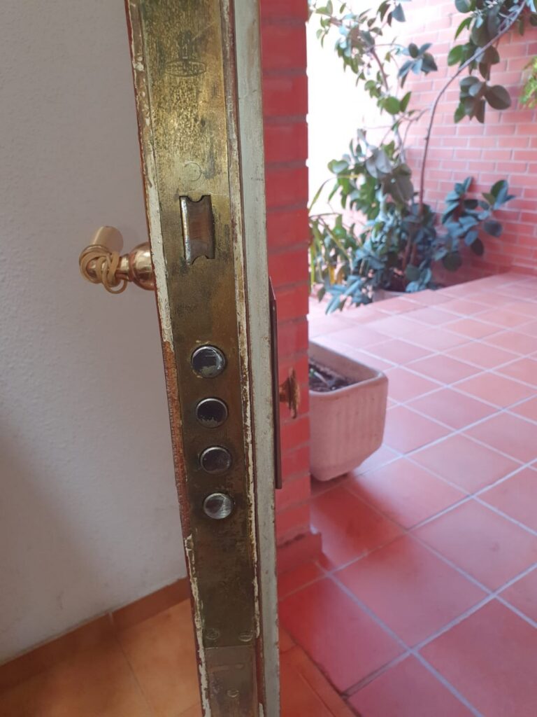 Apertura de puertas Algorfa