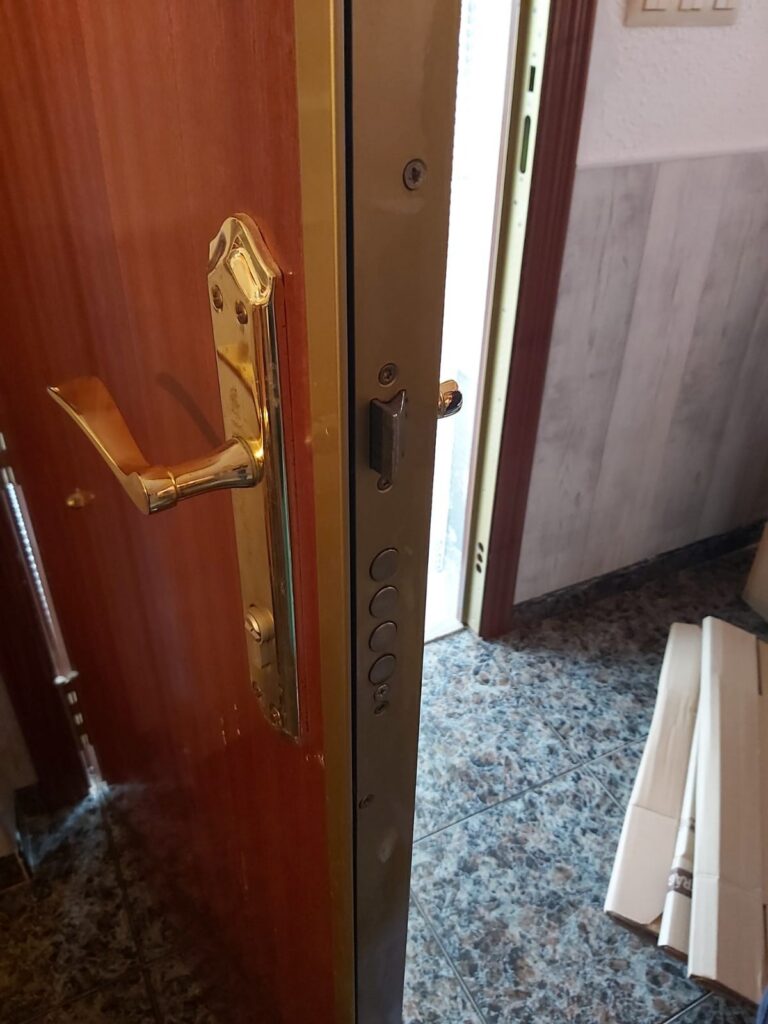 Apertura de puertas Balonga