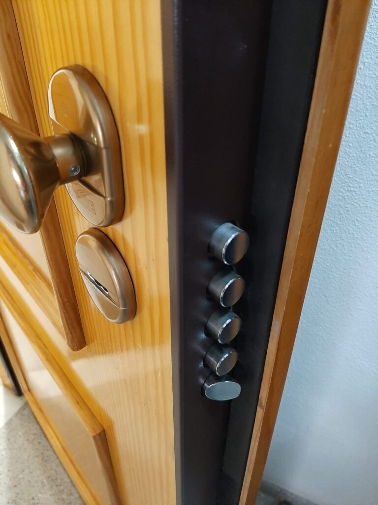 Apertura de puertas Balsa-Pintada