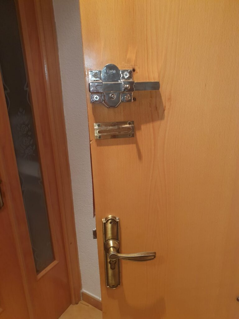 Apertura de puertas Benejúzar