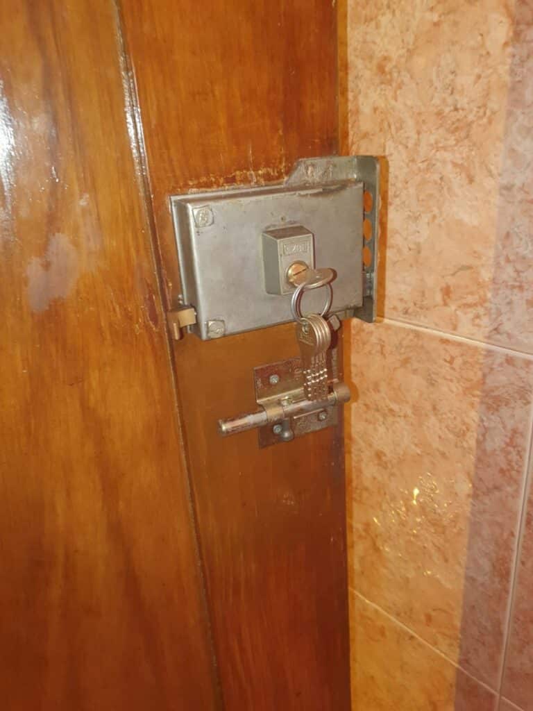 Apertura de puertas Hacienda del Alamo