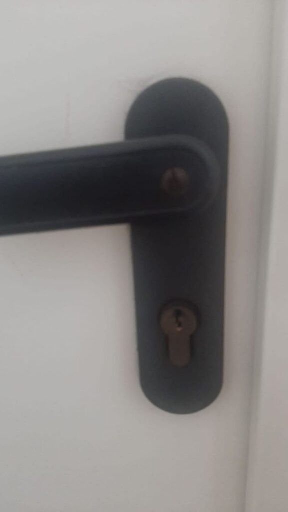 Cambio de cerraduras La Umbría
