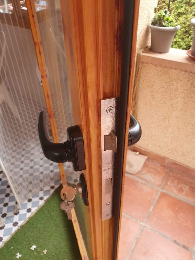 Cambio de cerraduras Yéchar